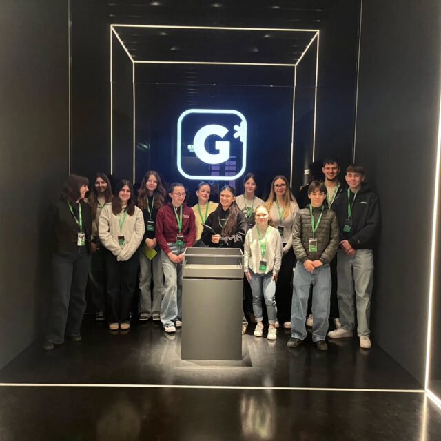 Herzlich Willkommen bei den Zusatztagen G1a'26 🙌🏻 

Wir starten mit unseren Projekttagen im Großhandel und durften bei der Firma Grass in Hohenems hinter die Kulissen blicken.

Thank you for having us 🙏

#wirsindgroßhändler #logistik #grass